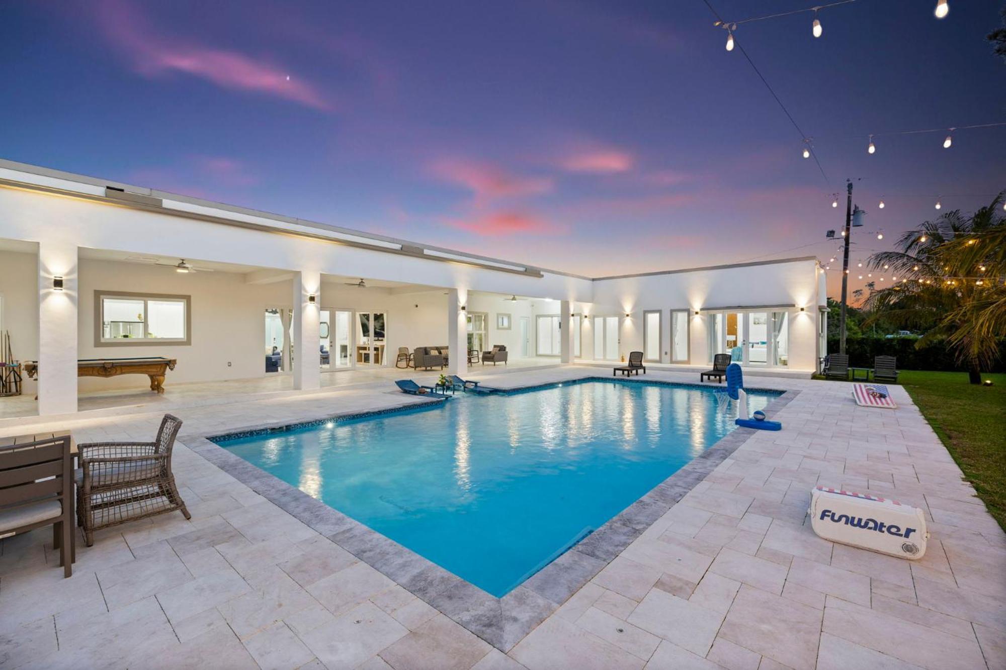 Ideal For Families The White House Of Miami Close To Miami Beaches And The Keys West Princeton المظهر الخارجي الصورة