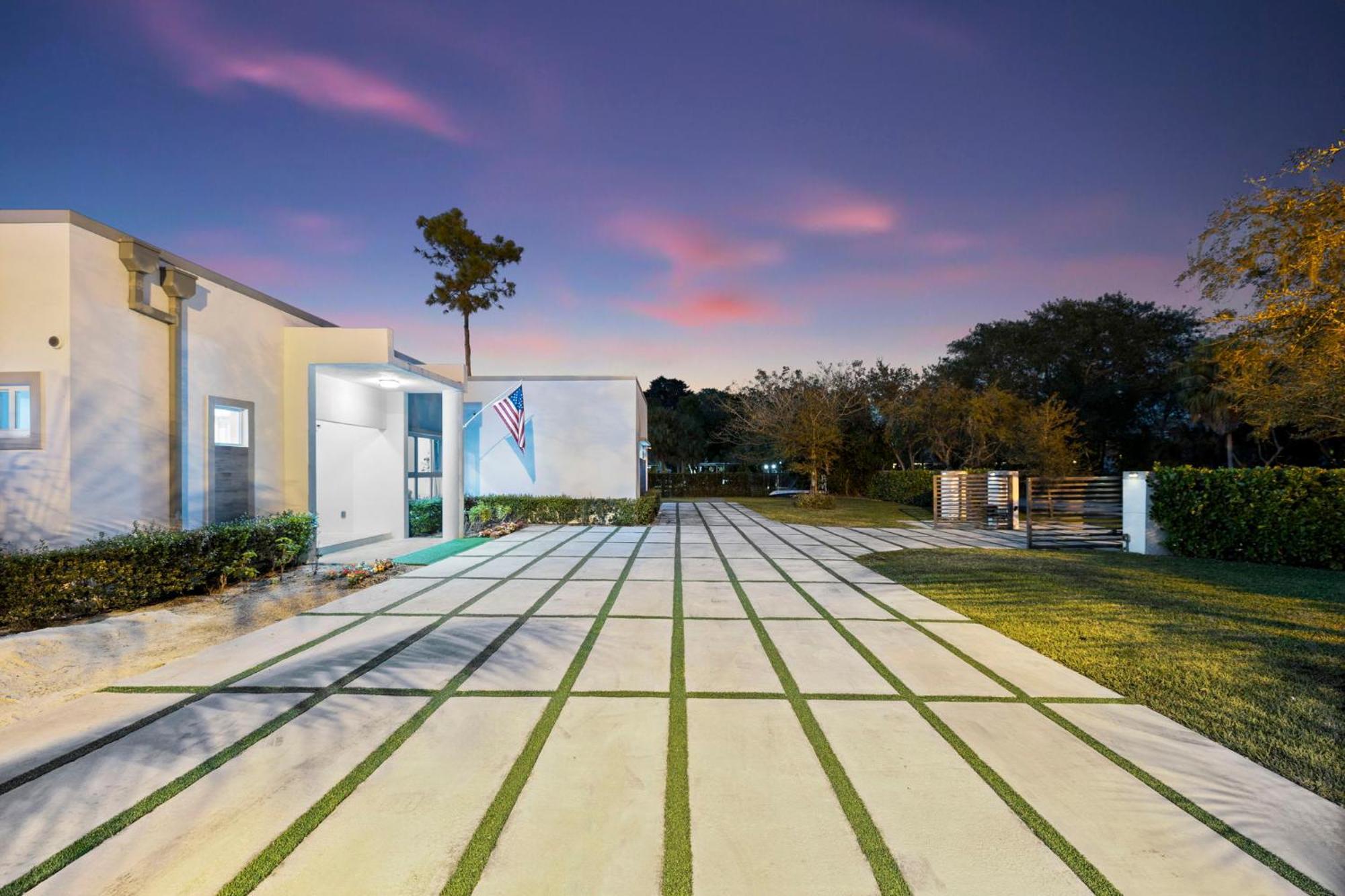 Ideal For Families The White House Of Miami Close To Miami Beaches And The Keys West Princeton المظهر الخارجي الصورة