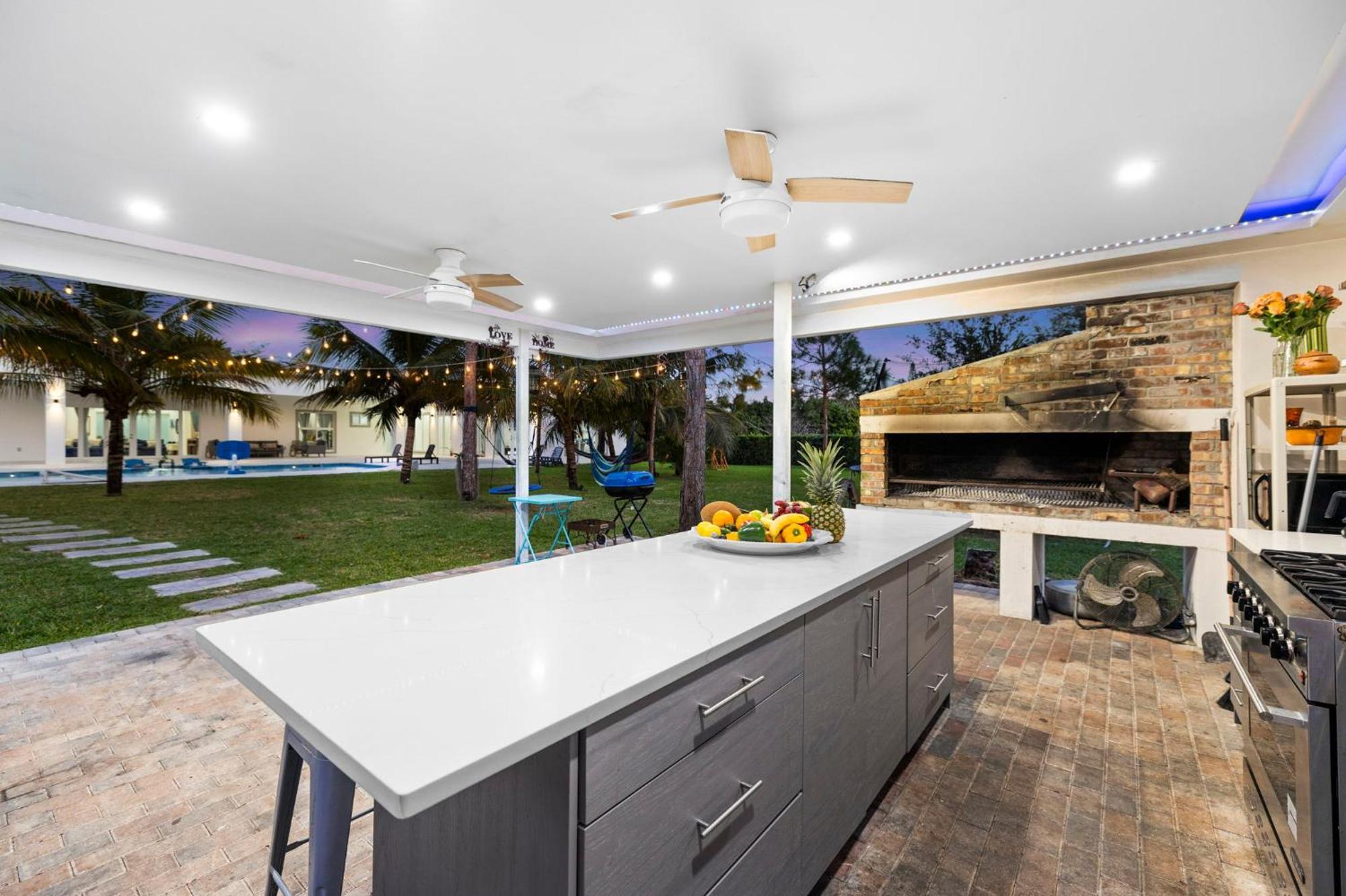 Ideal For Families The White House Of Miami Close To Miami Beaches And The Keys West Princeton المظهر الخارجي الصورة