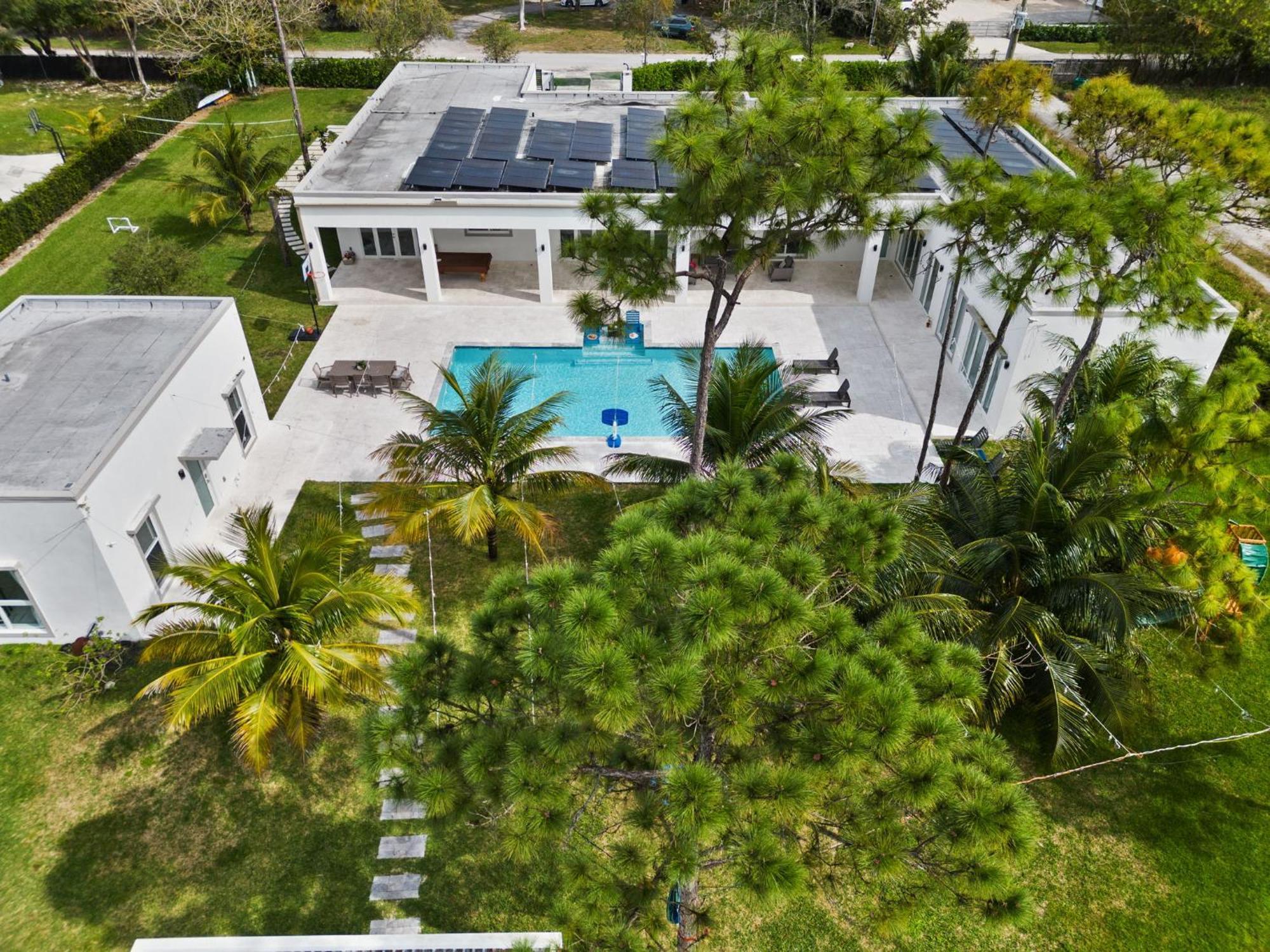 Ideal For Families The White House Of Miami Close To Miami Beaches And The Keys West Princeton المظهر الخارجي الصورة